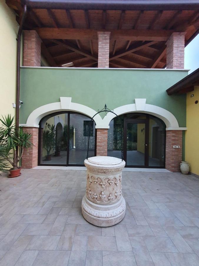 Paradiso Degli Ulivi B&B Peschiera del Garda Exterior photo